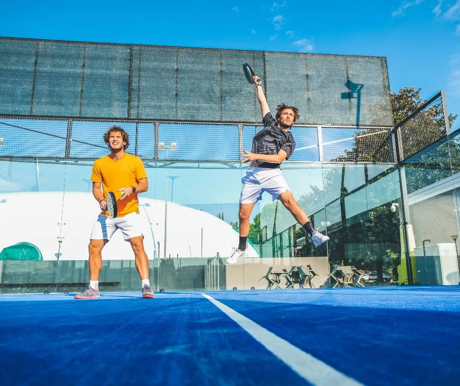 Rozgrywki Padel Biznes Ligi w Krakowie